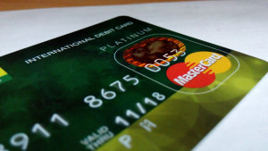 international-debit-card-388996_1280 (1)